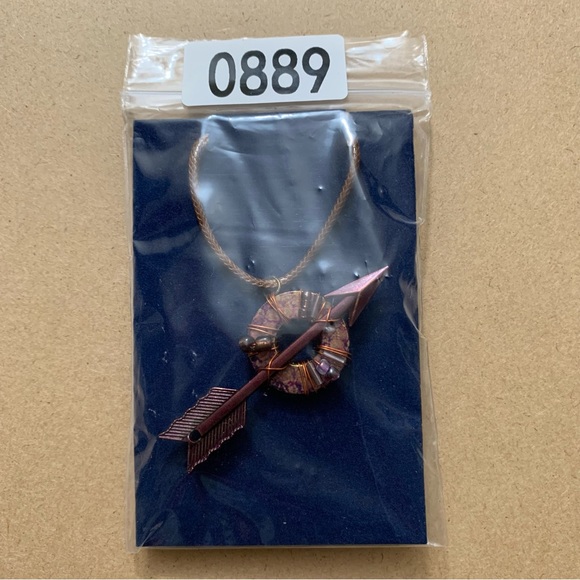 🔥5/$20🔥 Arrow Necklace and Macrame Bracelet New and Handmade - Picture 4 of 4